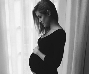 Kristin Cavallari Will Be a Mom-of-Three in a "Few Short Weeks" -- See New Baby…
