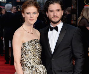"Game of Thrones" Duo Kit Harington & Rose Leslie Make Red Carpet Debut at…