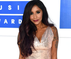 Snooki Talks Mommy Shaming, Botox & "Walking Dead"