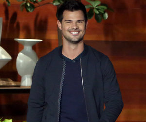 That Ain't Right! Taylor Lautner's Abs Get Groped on a Regular Basis