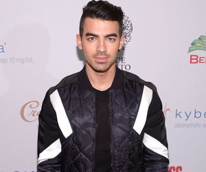Joe Jonas Reveals Which Female Star He Lost His Virginity To!