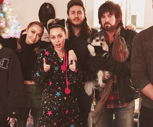 Miley Cyrus Spends the Holiday with Entire Cyrus Family and Fiancee Liam…