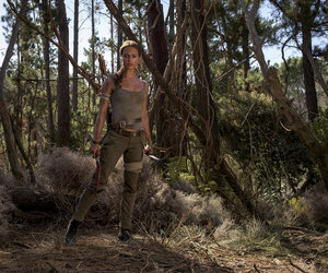 'Tomb Raider' Trailer Features Lara Croft Kicking Some Serious Ass