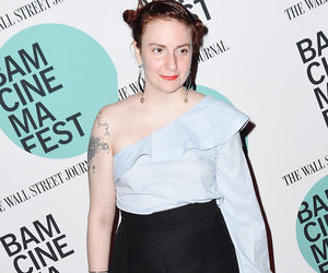 Lena Dunham DMs American Airlines to Report 'Transphobic' Flight Attendants