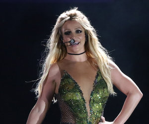 Britney Spears Brings Down the House With Bonnie Raitt Cover